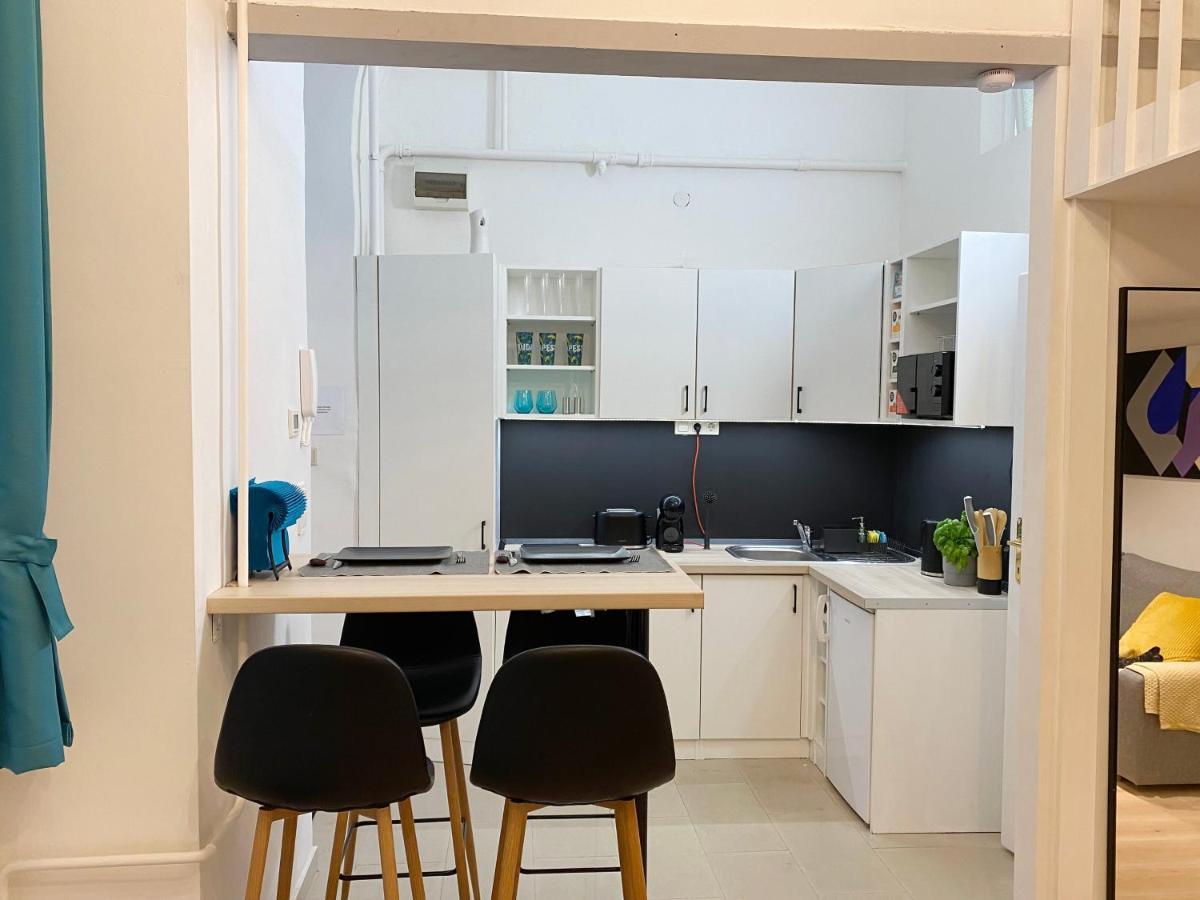 Goldart Design Apartment In The Heart Of บูดาเปสต์ ภายนอก รูปภาพ